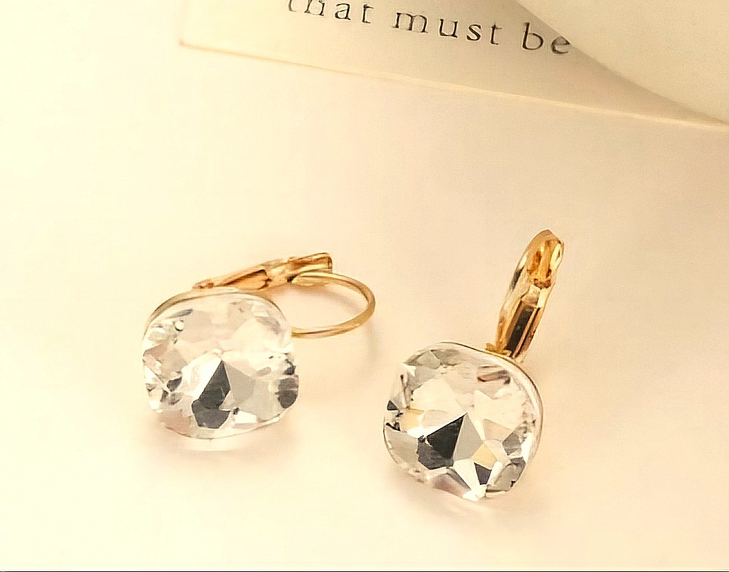 Square Fishtail White Earings