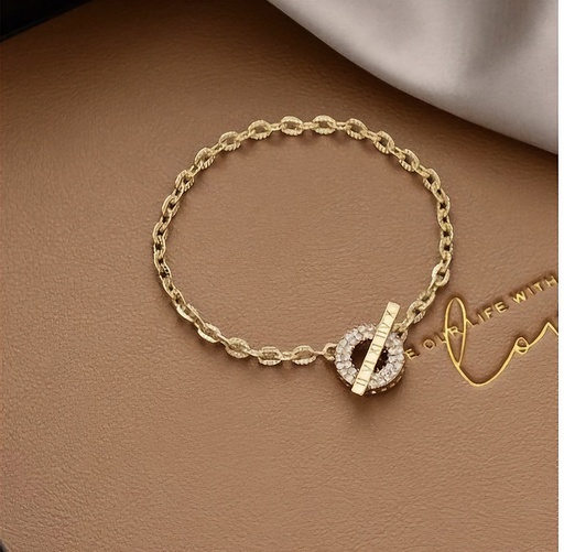 [001] Buckle Letter Bracelet